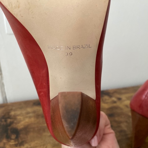 Aldo Red Leather / Wood Pumps - Picture 6 of 6